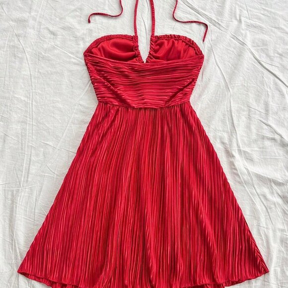 Red Boho Women's Sexy Textured Open Back Halter Neck Dress - Picture 2 of 7